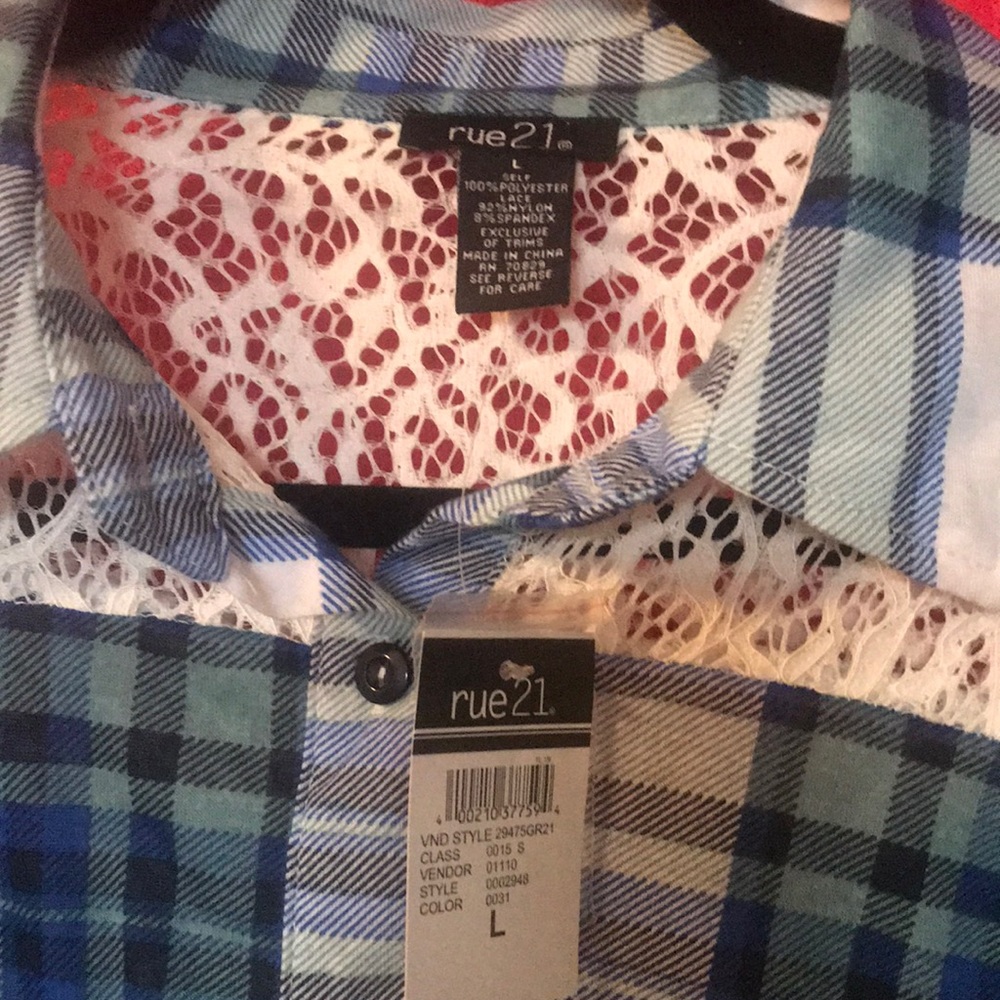 Shirt - Picture 2 of 4